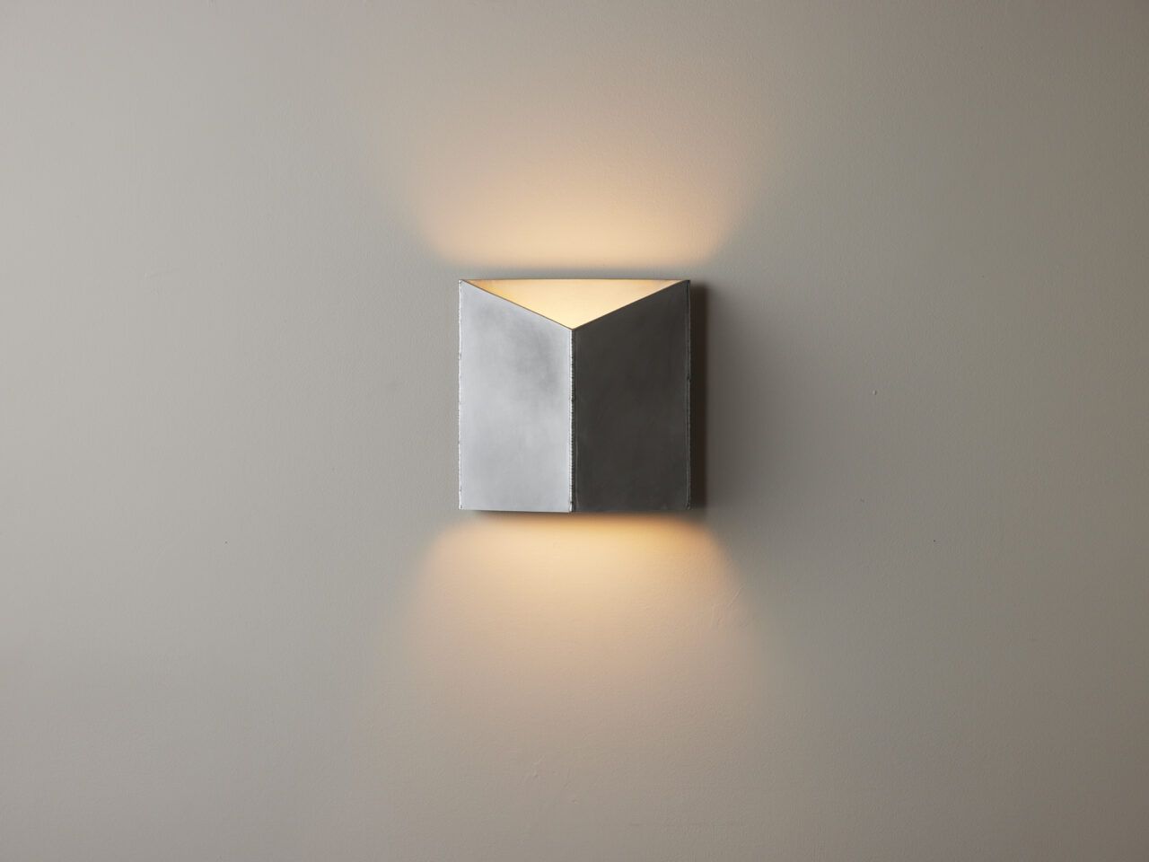Pelle's Helm Wall Sconce