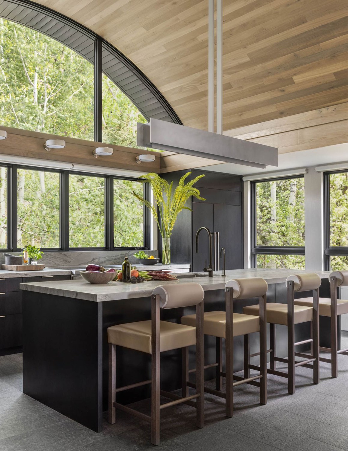 Pelle Be Patient in a modern kitchen